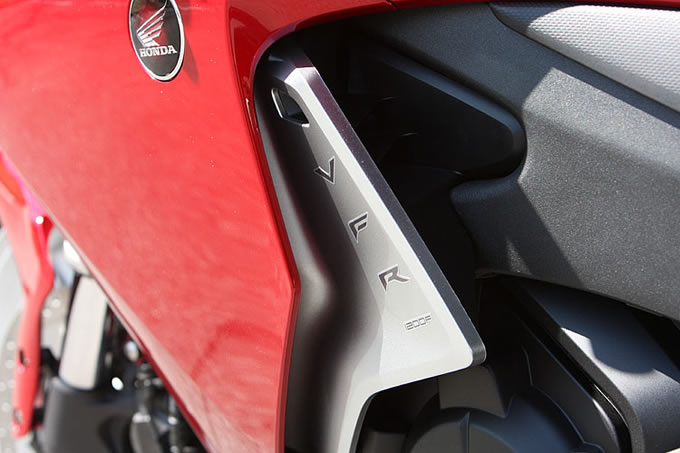 ホンダ VFR1200Fの画像