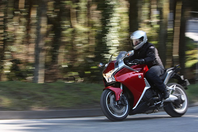ホンダ VFR1200Fの画像