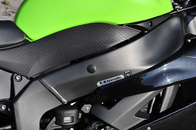 カワサキ Ninja ZX-6Rの画像