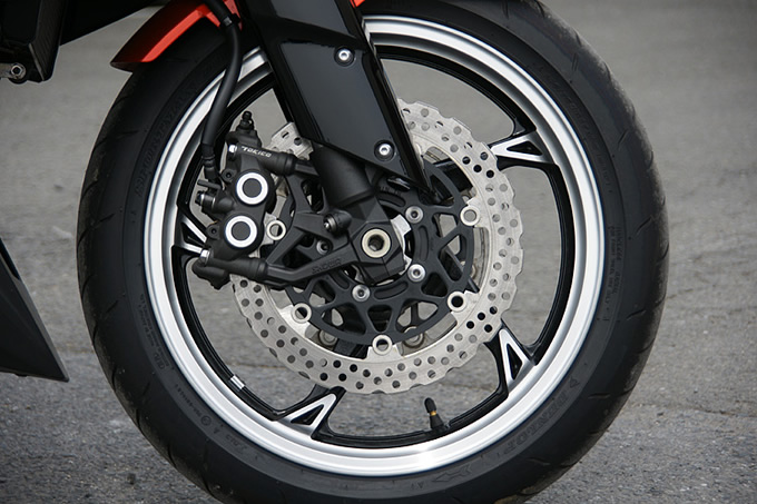 カワサキ Z1000の画像