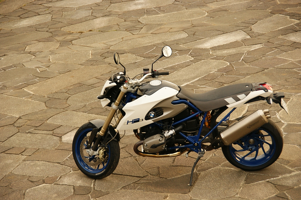 BMW Motorrad HP2 Megamoto