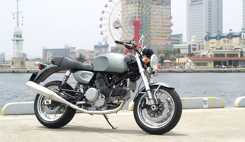 ドゥカティ GT1000