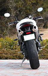 トライアンフ スピードトリプル 写真