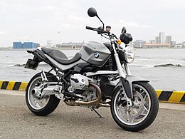 BMW Motorrad R1200R 写真