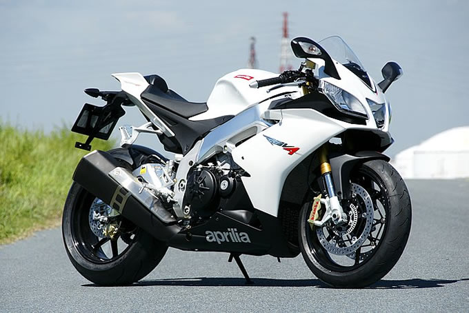 アプリリア RSV4R APRCの画像