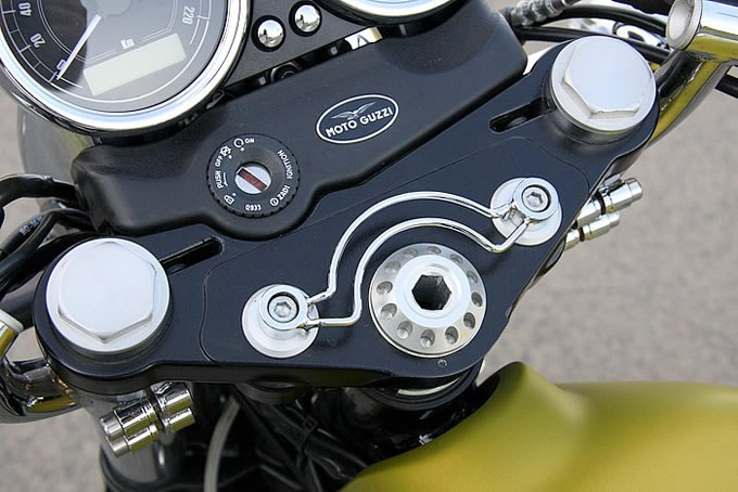 モトグッツィ V7 Cafe Classicの画像