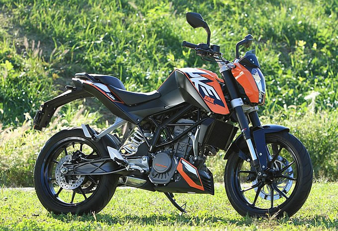 KTM 125 DUKEの画像