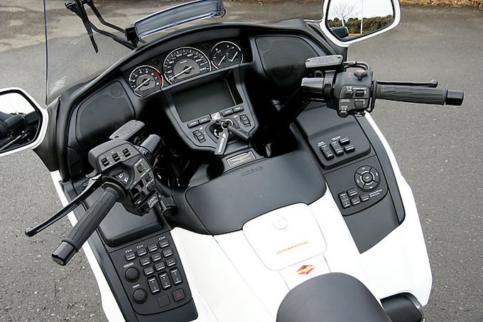 ホンダ ゴールドウイングの画像