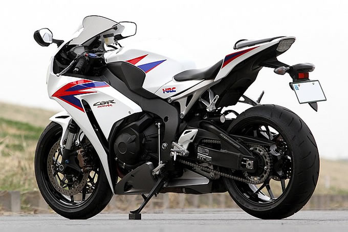 ホンダ CBR1000RR (2012)の画像