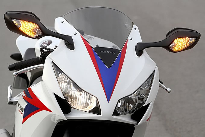 ホンダ CBR1000RR (2012)の画像