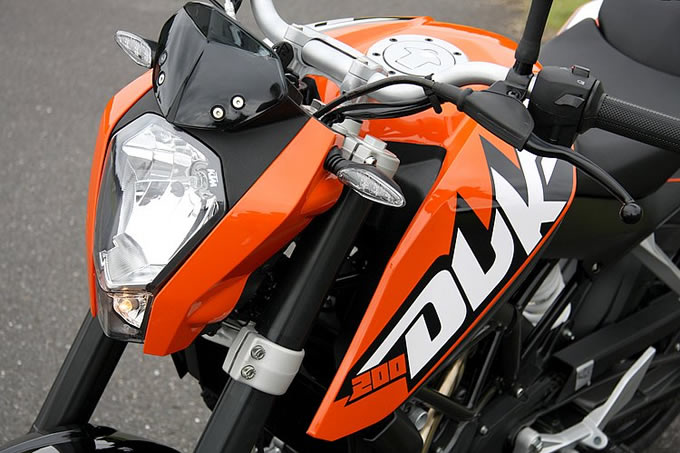 KTM 200 DUKEの画像