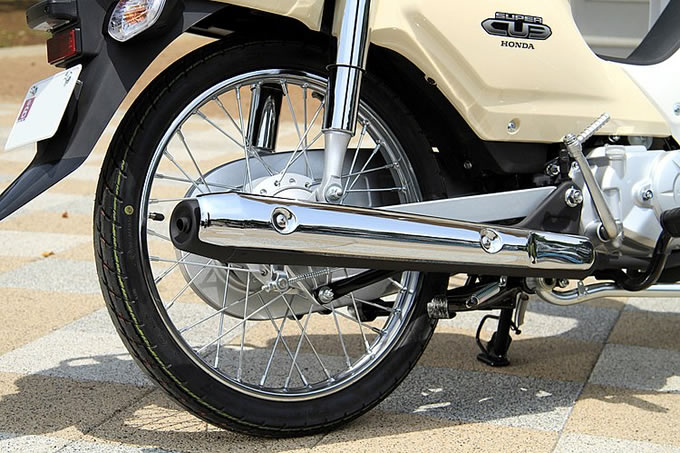 ホンダ スーパーカブ50（2012）の画像