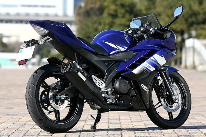 ヤマハ YZF-R15の画像