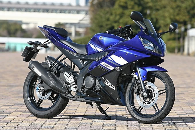 ヤマハ YZF-R15の画像