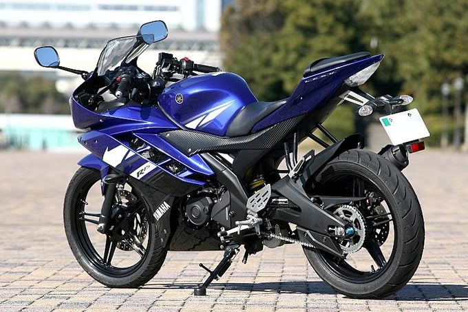 ヤマハ YZF-R15の画像