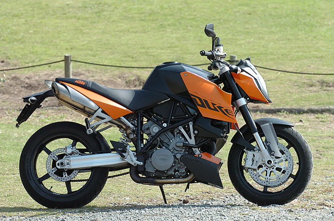 KTM 990SUPERDUKEの画像