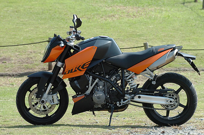 KTM 990SUPERDUKEの画像