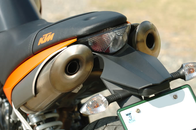 KTM 990SUPERDUKEの画像