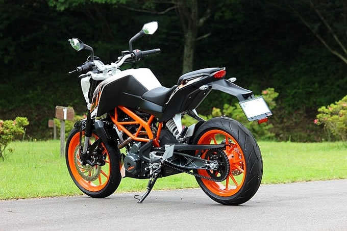 KTM 390 デュークの画像