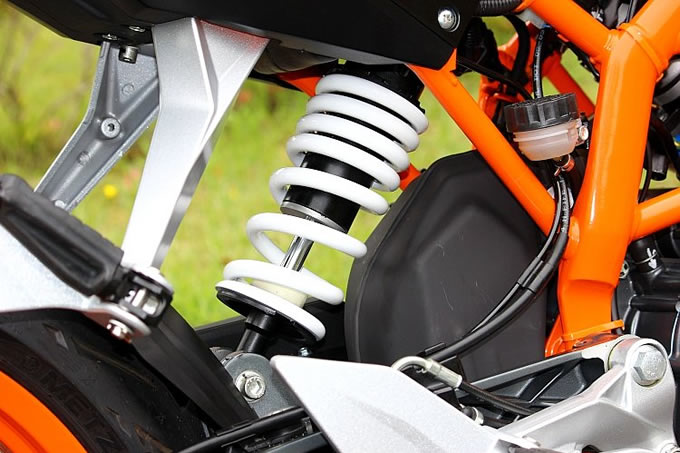 KTM 390 デュークの画像