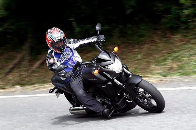 ホンダ CTX700Nの画像