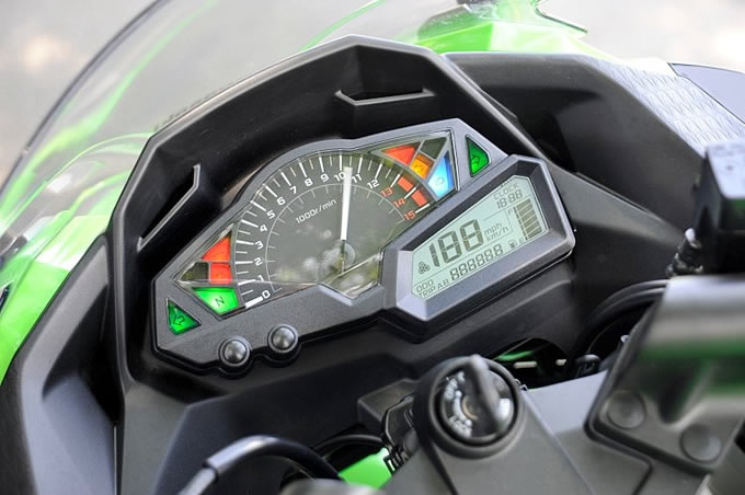 カワサキ ニンジャ 250（2013）の画像