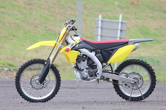 スズキ RM-Z250（2014）の画像