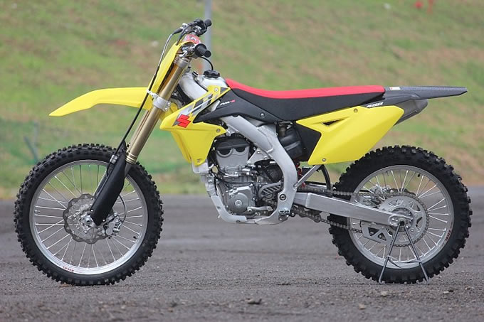 スズキ RM-Z450（2014）の画像