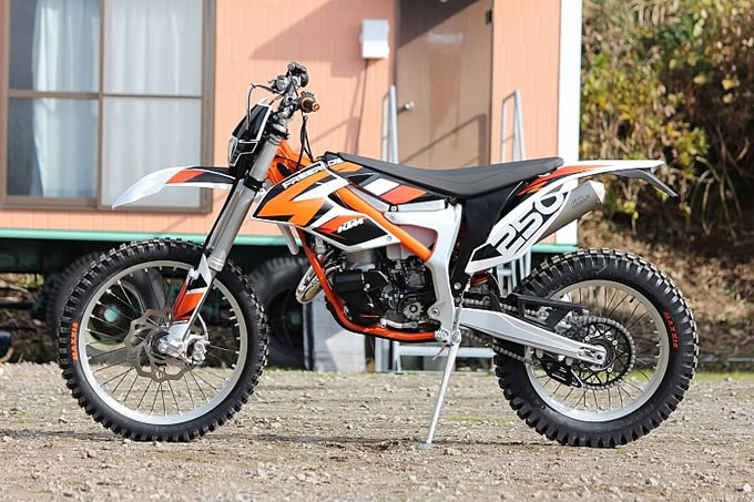 KTM フリーライド 250 R – 野山をトレッキングするバイク 試乗インプレ ...