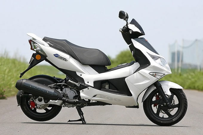 PGO G-MAX150LCの画像