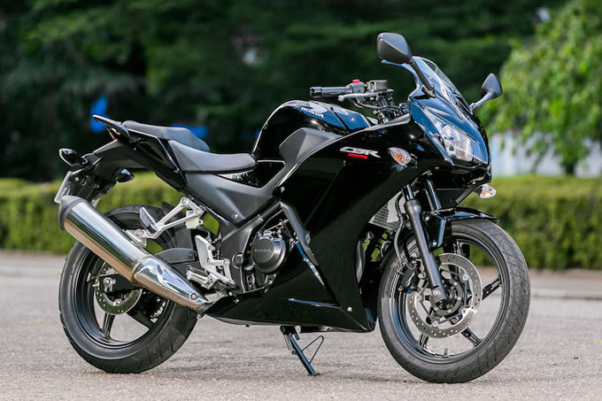 ホンダ CBR250R（2014）の画像