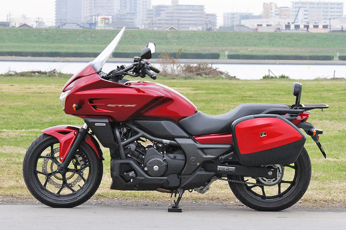 ホンダ CTX700 デュアル・クラッチ・トランスミッションの画像