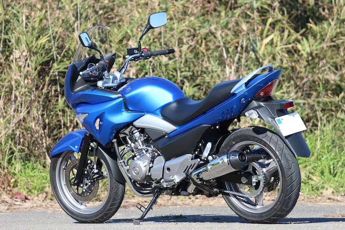 スズキ GSR250Sの画像