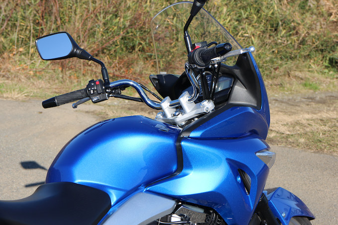 スズキ GSR250Sの画像