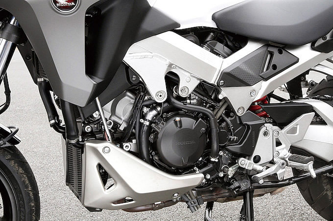 ホンダ Vfr800x 日本人向けアドベン車の真打ち的存在となるか 試乗インプレ レビュー バイクブロス