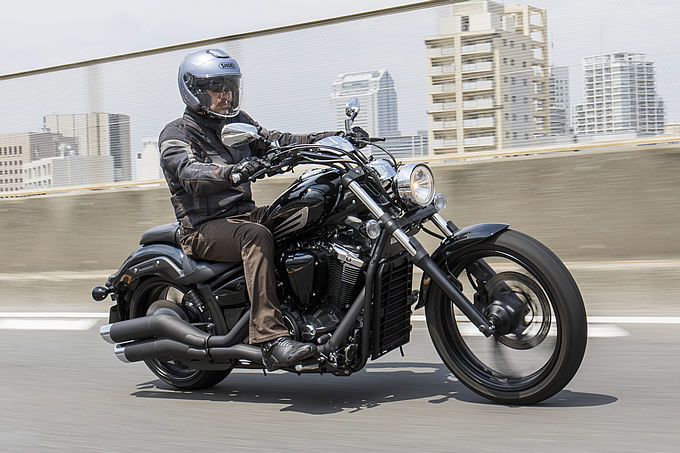 ヤマハ XVS1300CUの画像