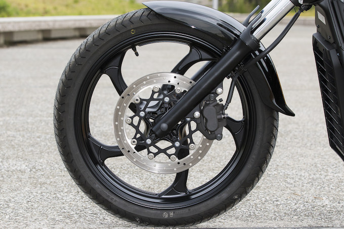 ヤマハ XVS1300CUの画像