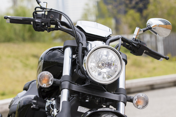 【新品】ヤマハ　XVS1300CU　ヘッドライト LED H4 Hi/Lo LEDヘッドライト バイク用 YAMAHA XVS1300CA VP33N