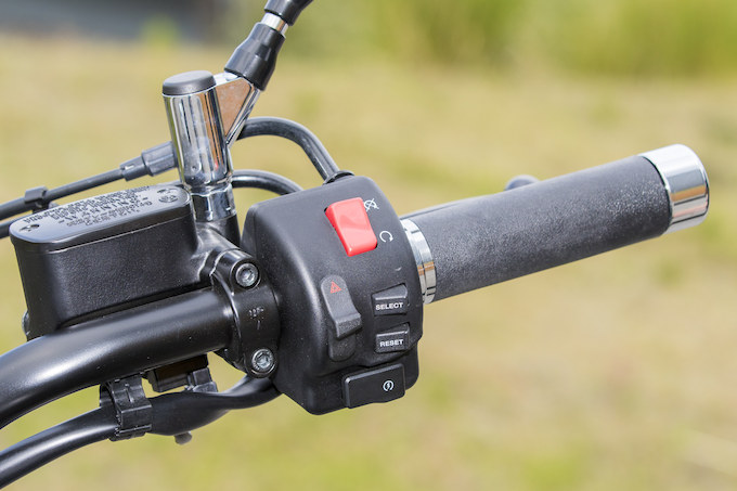 ヤマハ XVS1300CUの画像