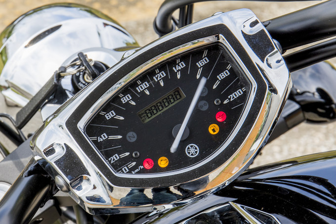 ヤマハ XVS1300CUの画像