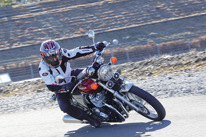 ホンダ CB1100の試乗インプレッション