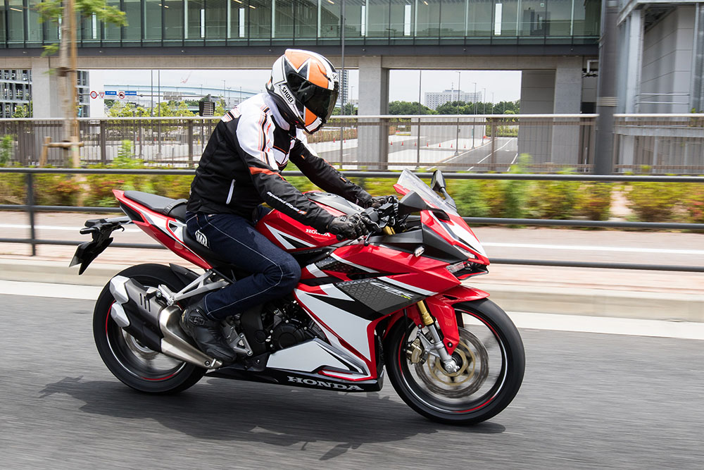 ホンダ CBR250RR