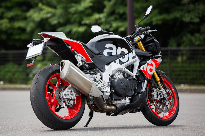 アプリリア トゥオーノ V4 1100 ファクトリー – スーパーバイク