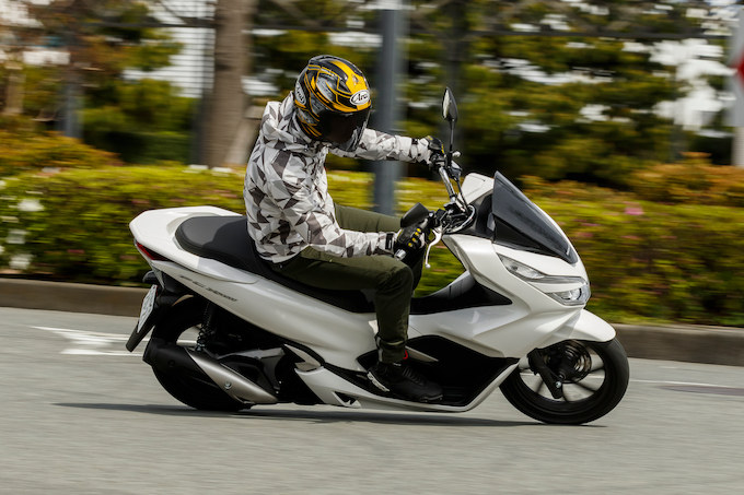 ホンダ PCX150 ABS - 大人も納得の、より上質でゆとりある走り