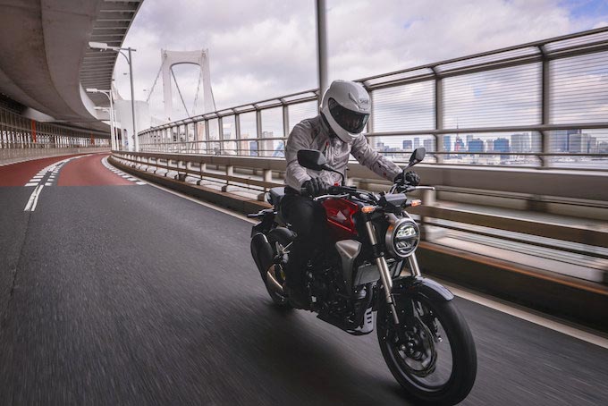 ホンダ CB250Rの試乗インプレッション