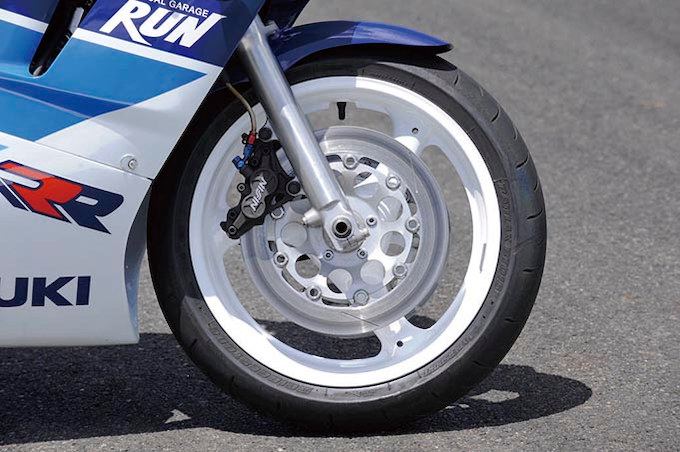 スズキ GSX-R750RKの試乗インプレッション