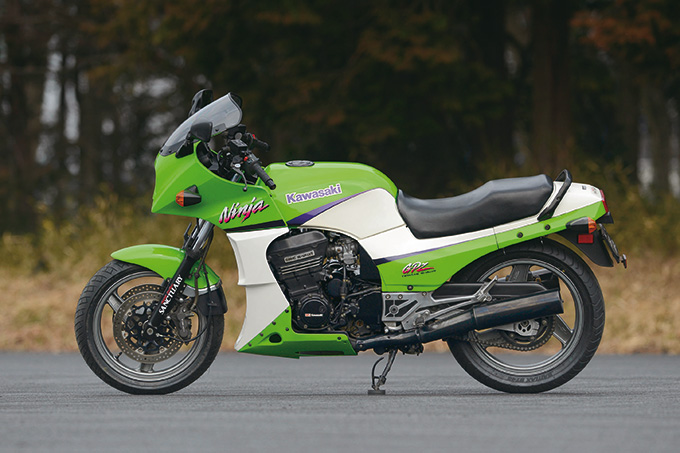 カワサキ GPZ900Rの試乗インプレッション