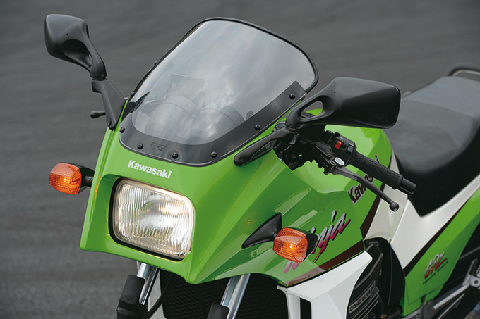 カワサキ GPZ900Rの試乗インプレッション