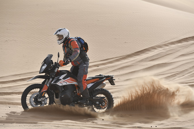 KTM 790アドベンチャー/Rの試乗インプレッション