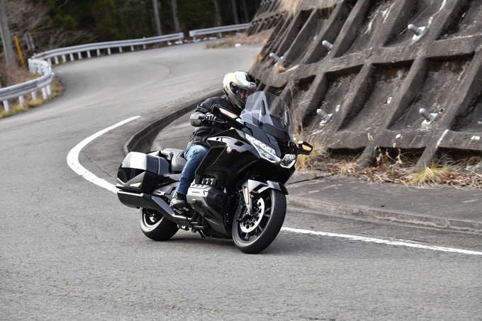 【ホンダ ゴールドウイング試乗記】優雅さを昇華しつつ、大きく重たいバイクから走りを楽しめるバイクへと刷新